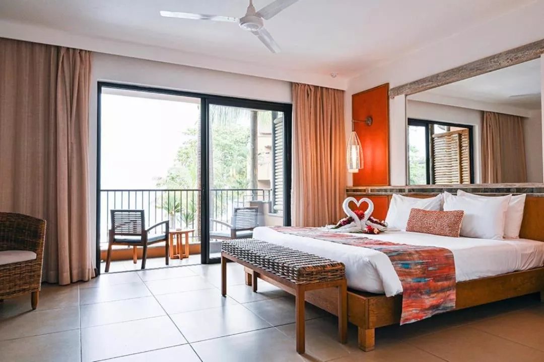 Deluxe Room with Beach Front