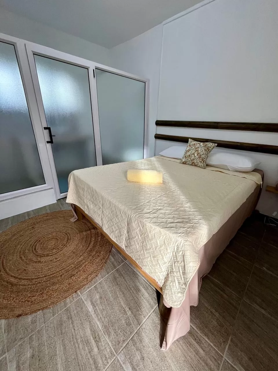 3 bedrooms with en-suite bathrooms