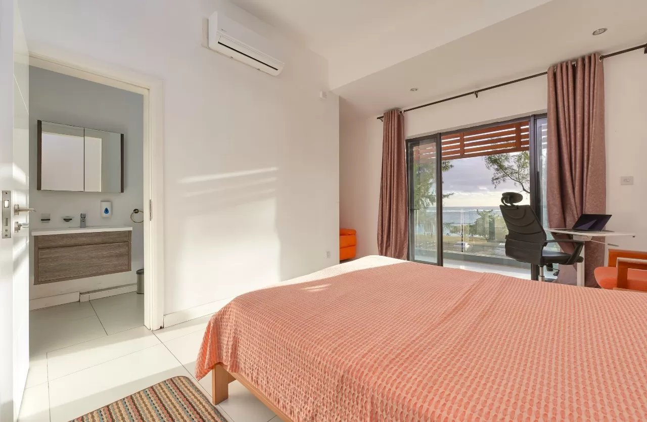 3 bedroom apartment (up to 6 pax)