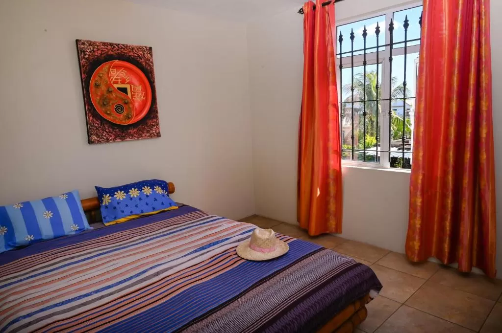5 bedroom apartment ( up to10 pax)